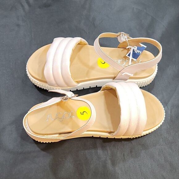 BRAND NEW SUGAR OPEN TOE ADJUSTABLE BUCKLE ANKLE STRAP WEDGE GIRL SANDAL - Picture 10 of 14